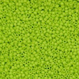 Toho - 15/0 - Opaque Sour Apple 5g