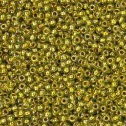 Toho round - 11/0 - Gold-Lined Peridot 10 g