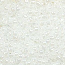 Toho - 8/0 - Ceylon Snowflake 10g