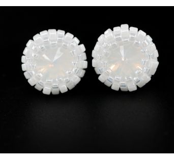 23024- Napichovacie náušnice - White opal
