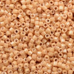 Miyuki Delica 11/0 - Op Tan Luster DB0208 - 5 g