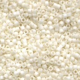 Miyuki Delica 11/0 - Matte Opaque Cream DB0352 - 5 g