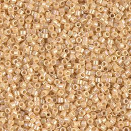 Miyuki Delica 11/0 - Opaque Pear AB - DB1571 - 5g